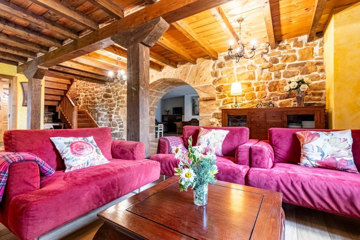 Casa De Pueblo Las Golondrinas De Luena San Miguel de Luena المظهر الخارجي الصورة